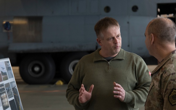 COMUSAFE attends immersion tour with 86 AW