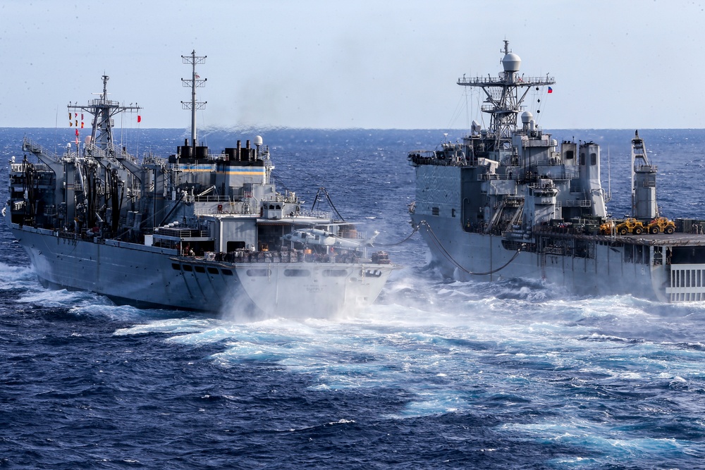 USS Bataan Conducts Vertical Replenishment at sea during COMPTUEX