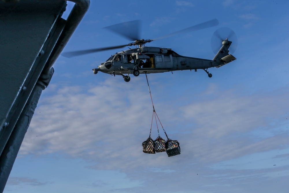 USS Bataan Conducts Vertical Replenishment at sea during COMPTUEX