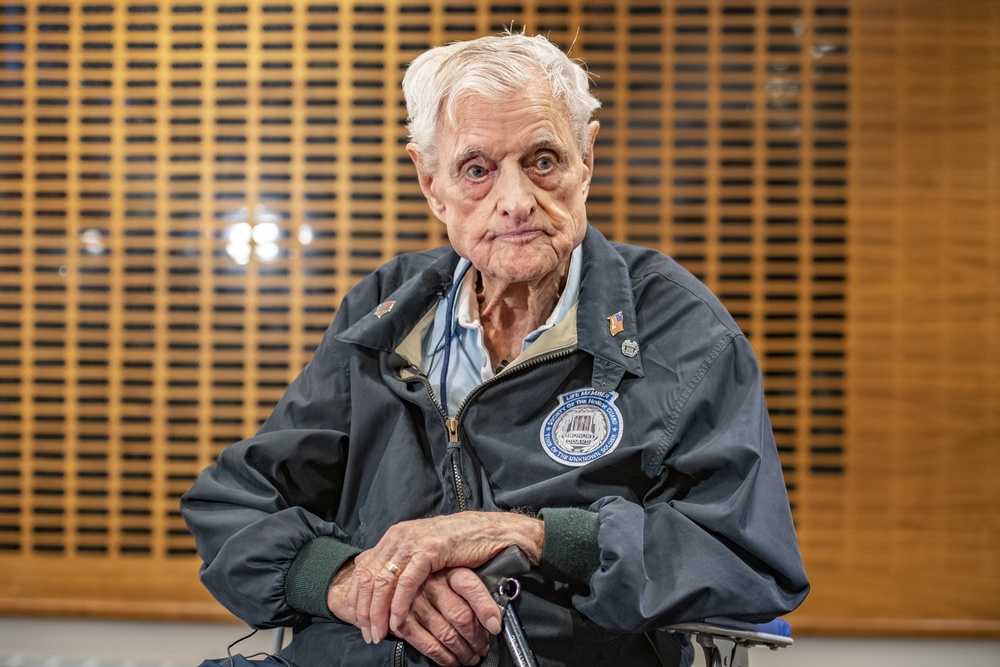 Jack Eaton, the Oldest Living Tomb Guard Sentinel at 100 years old, Visits the Tomb of the Unknown Soldier at ANC