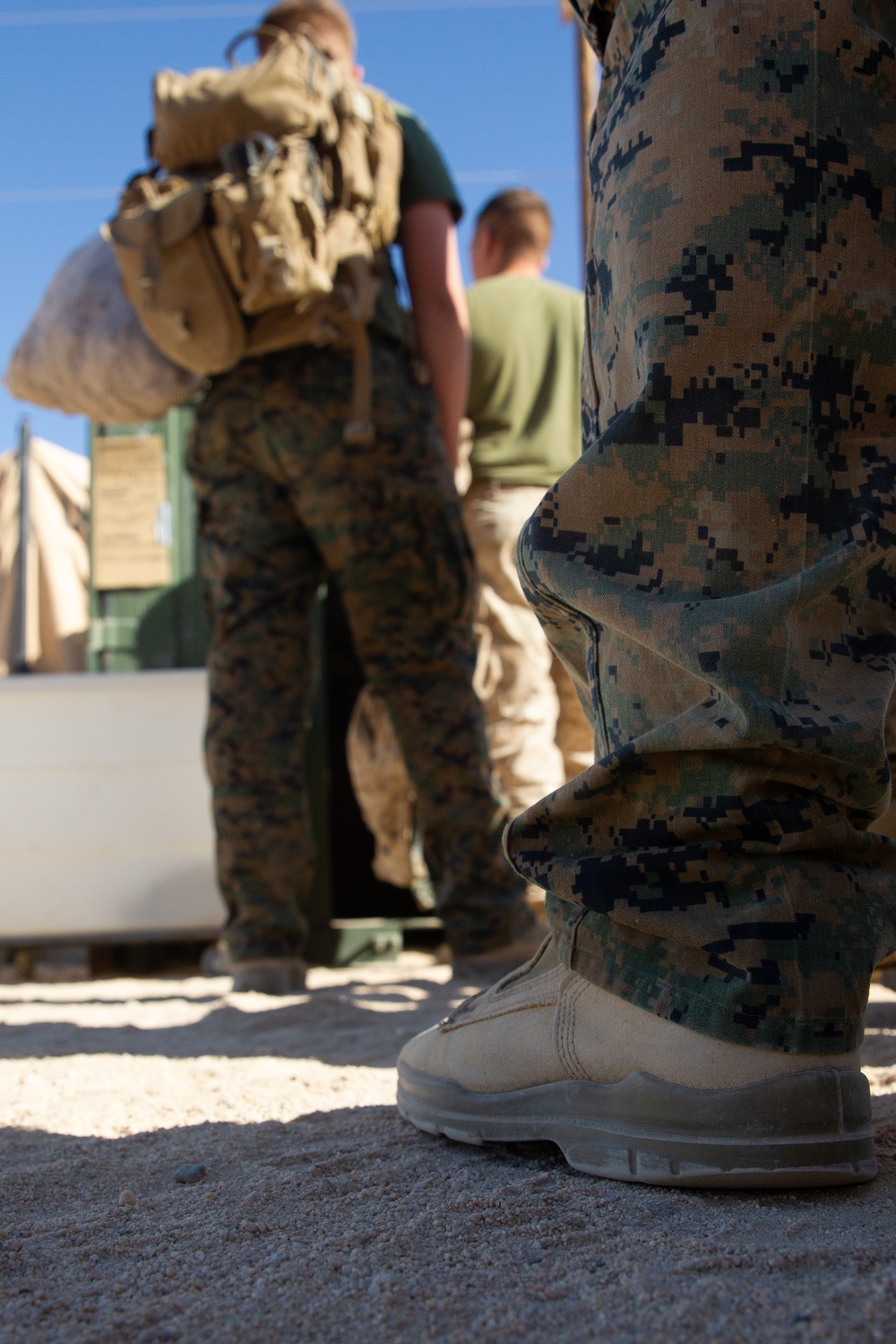 8th ESB installs shower and laundry facilities in support of MWX