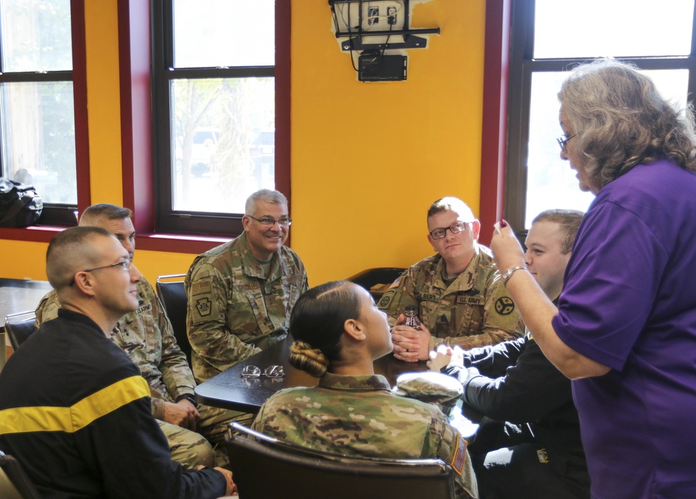 Pa. Guard senior leaders visit injured Soldiers at Warrior Transition Unit