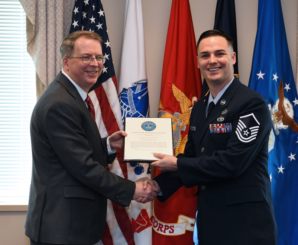 Department of Defense Senior and Junior Enlisted of the Year Award