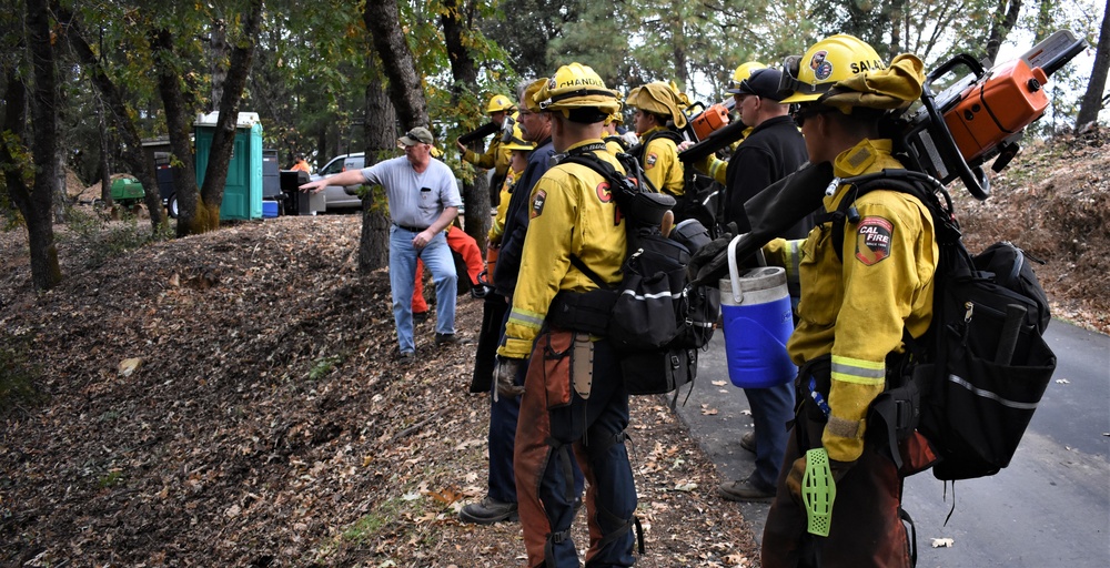 JTF Rattlesnake’s Auburn hand crews clear hillside of potential fire fuels