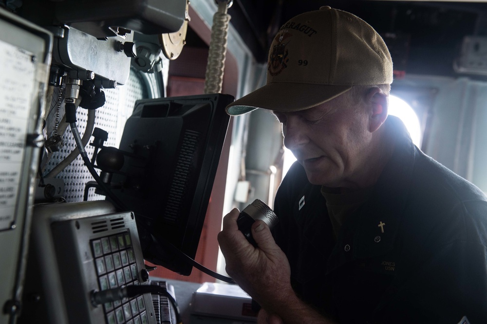 USS Farragut transits Norwegian Sea