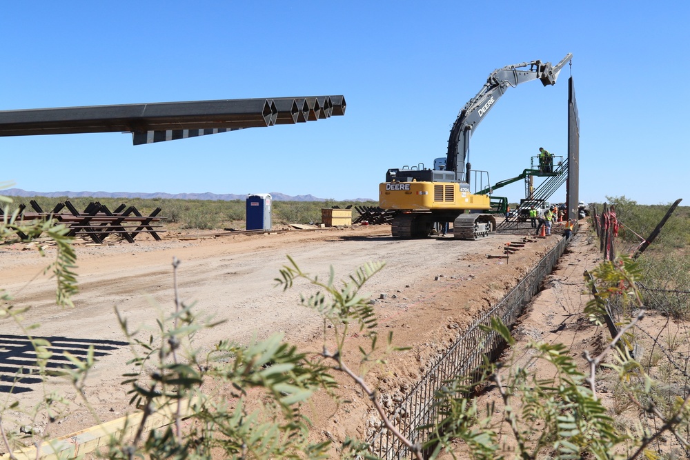 Task Force Barrier continues work constructing barrier panels at El Paso1 project