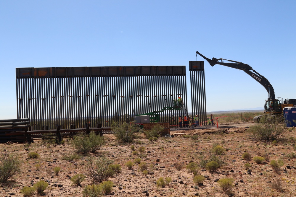 Task Force Barrier continues work constructing barrier panels at El Paso 1 project