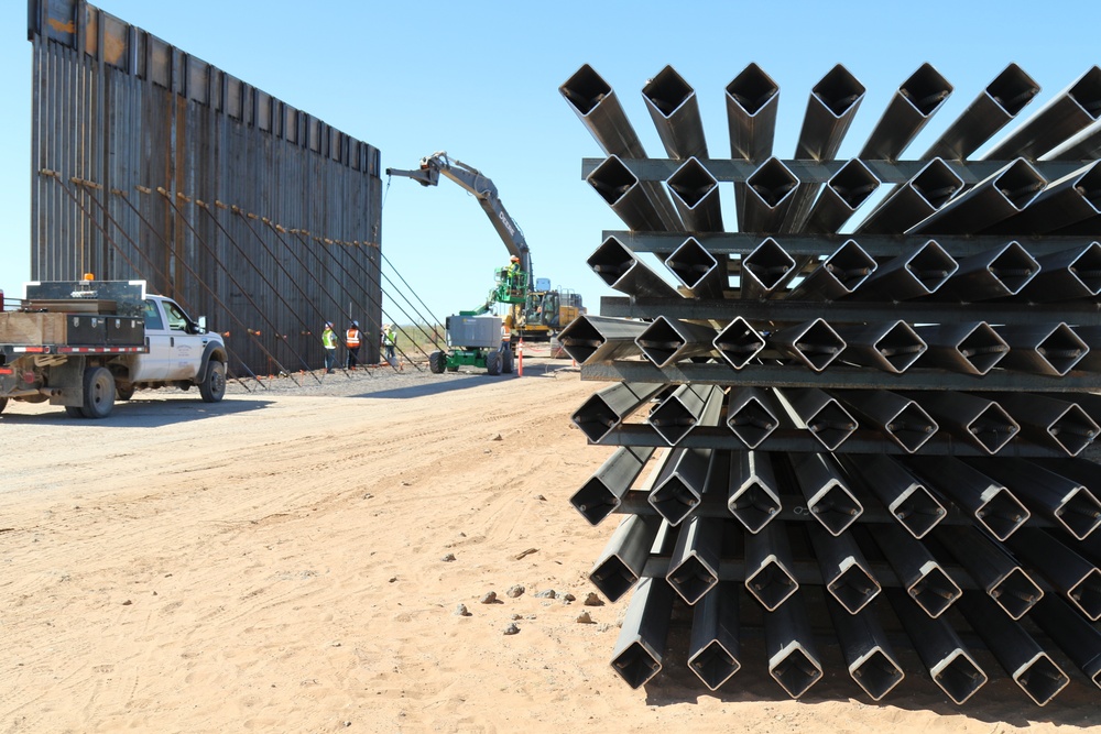 Task Force Barrier continues work constructing barrier panels at El Paso 1 project