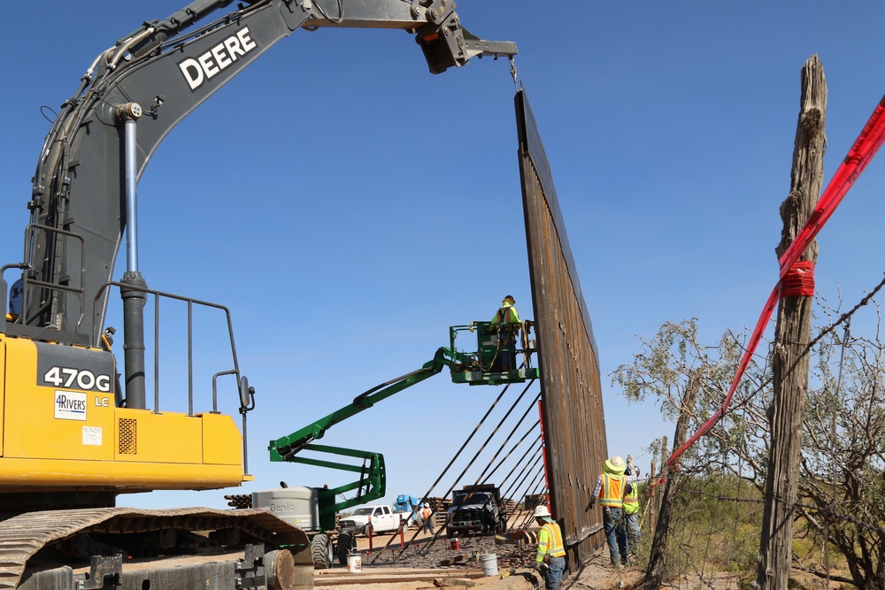 Task Force Barrier continues work constructing barrier panels at El Paso 46 mile project