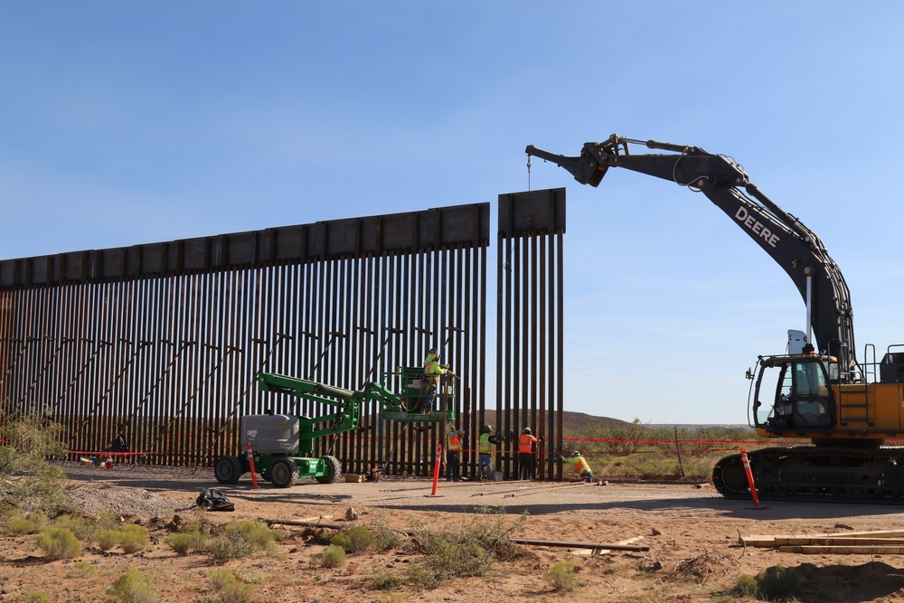 Task Force Barrier continues work constructing barrier panels at El Paso 1 project