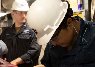 MARMC Conducts Repairs Aboard Oak Hill