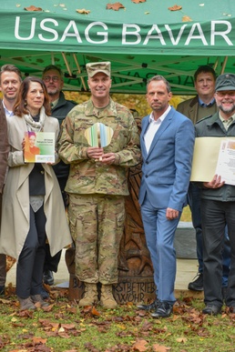 UN Decade on Biodiversity awarded in Grafenwoehr