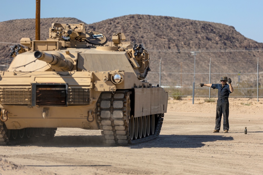 Movement control training depends on railhead aboard MCLB Barstow