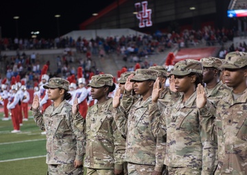 Soldiers re-dedicate themselves to nation during Veterans Appreciation game