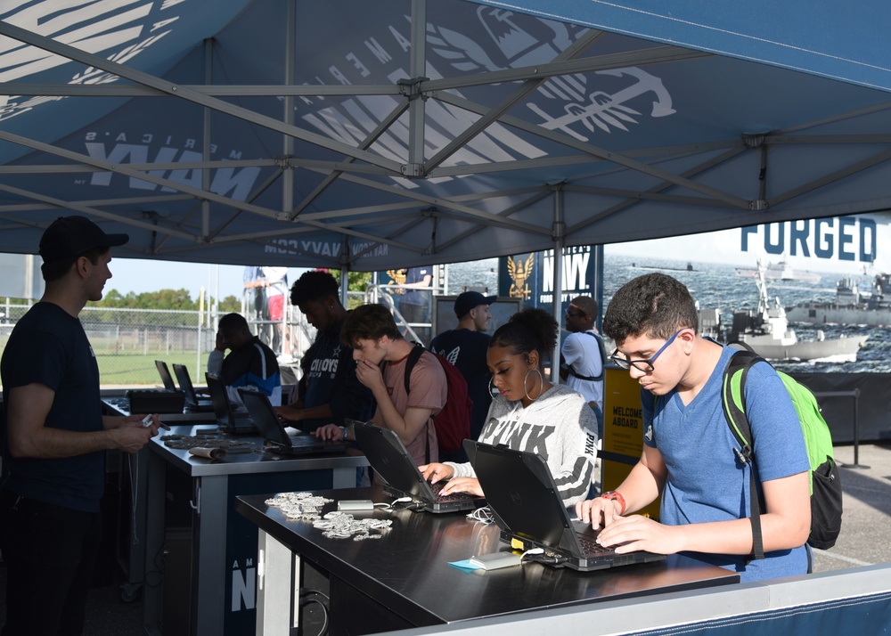 NIMITZ Visits Oakleaf High School