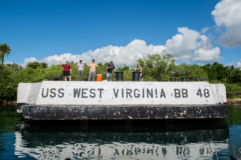 Navy Mustang Association Hawaii Chapter Cleans Up Pearl Harbor Mooring Quays