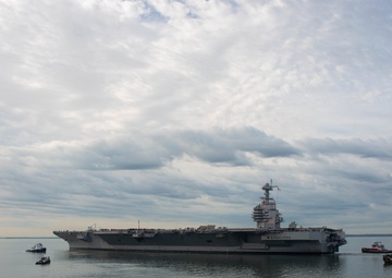 NAVSUP Liaison Officers provide critical link for end-to-end lifecycle logistics