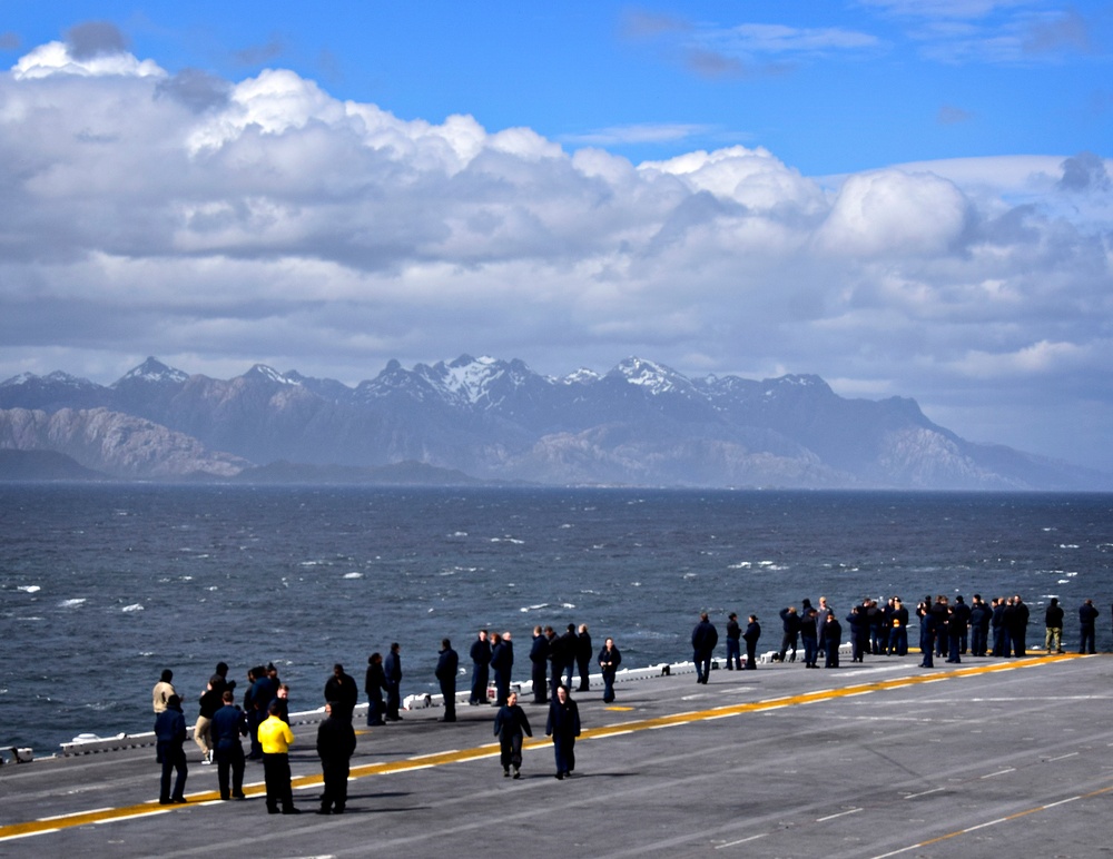 USS WASP (LHD 1) OPERATIONS AT SEA