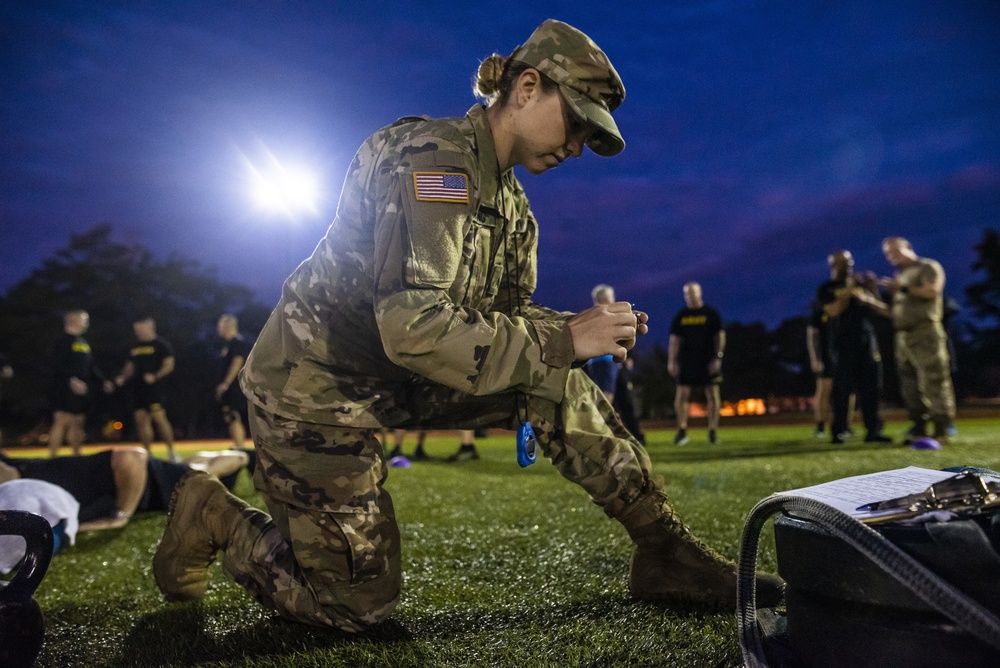 Top senior enlisted leaders across Army Reserve take on ACFT