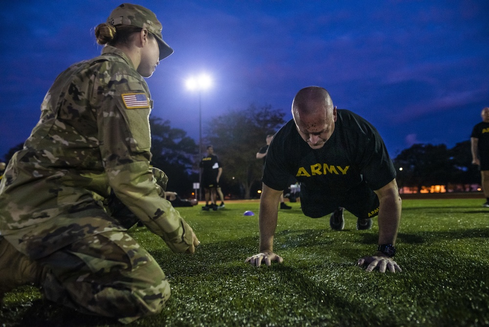 Top senior enlisted leaders across Army Reserve take on ACFT