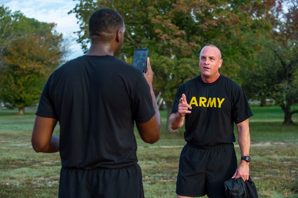 Top senior enlisted leaders across Army Reserve take on ACFT