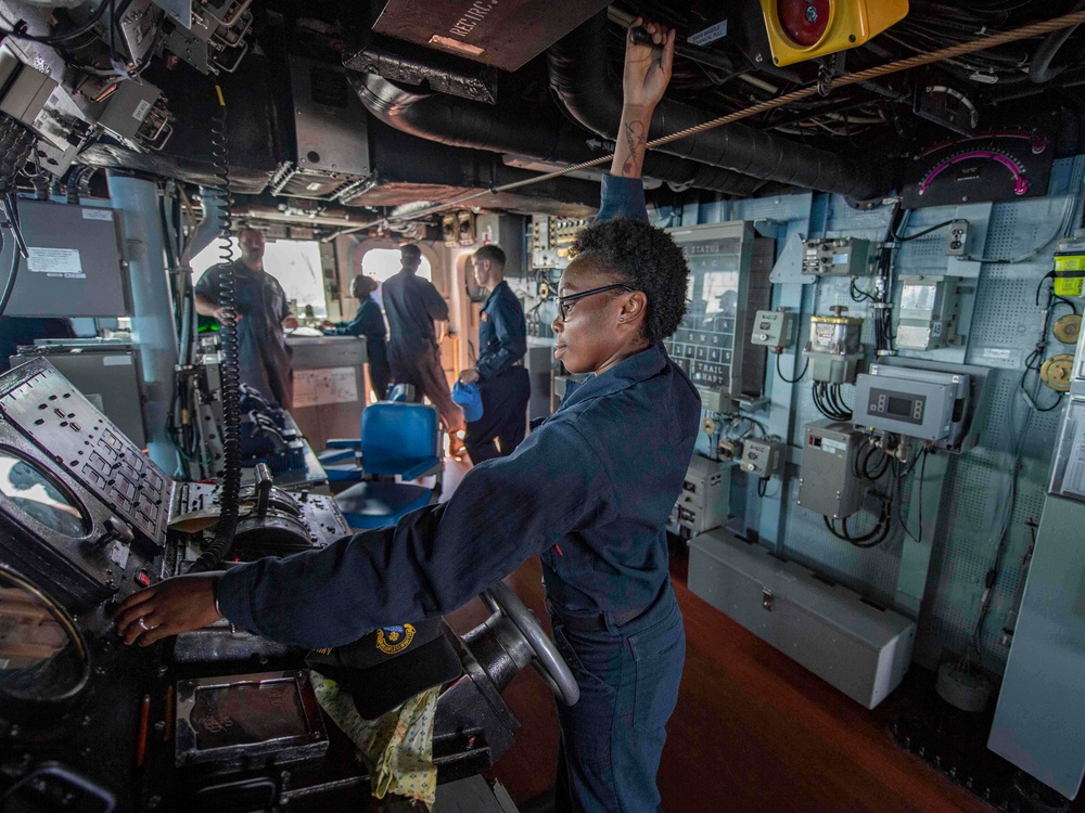 USS McCampbell Seamanship Training Exercise