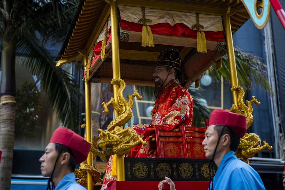 Okinawa local and US communities celebrate Ryukyu Dynasty Parade together