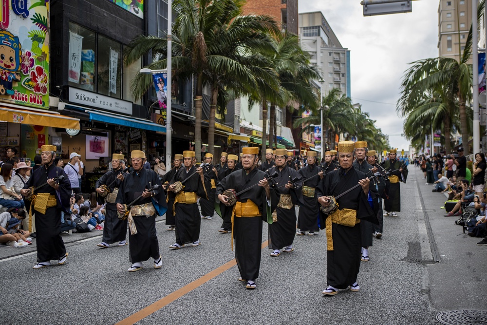 Okinawa local and US communities celebrate Ryukyu Dynasty Parade together