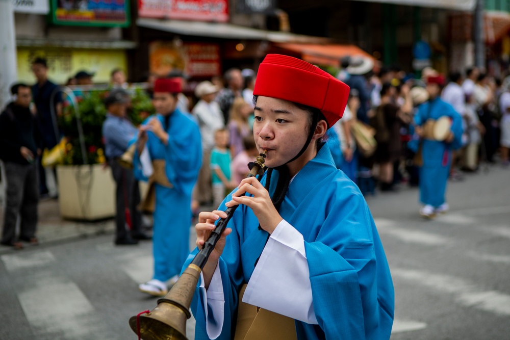 Okinawa local and US communities celebrate Ryukyu Dynasty Parade together