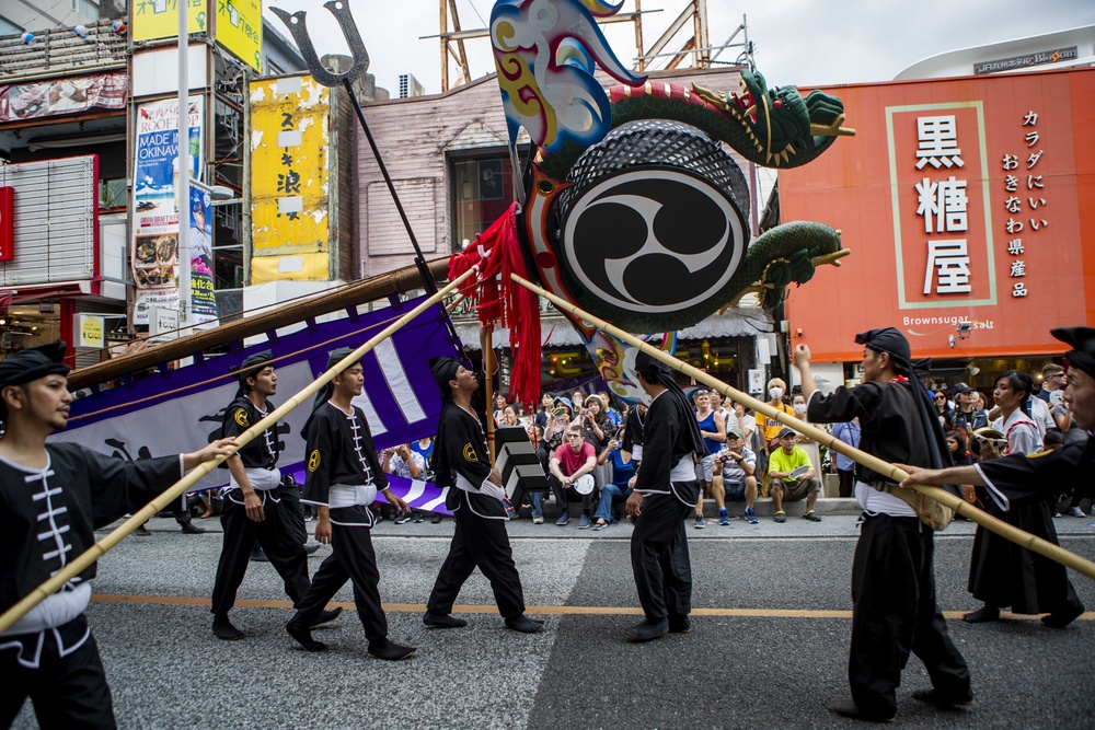 Okinawa local and US communities celebrate Ryukyu Dynasty Parade together