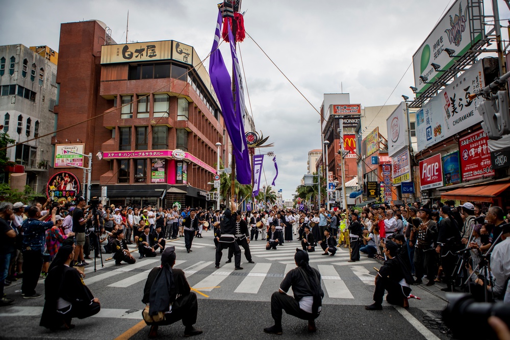 Okinawa local and US communities celebrate Ryukyu Dynasty Parade together