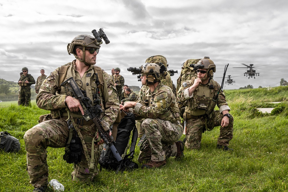 Multinational SOF and Sky Soldiers combine unconventional and conventional warfare at Saber Junction 19