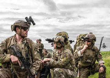 Multinational SOF and Sky Soldiers combine unconventional and conventional warfare at Saber Junction 19
