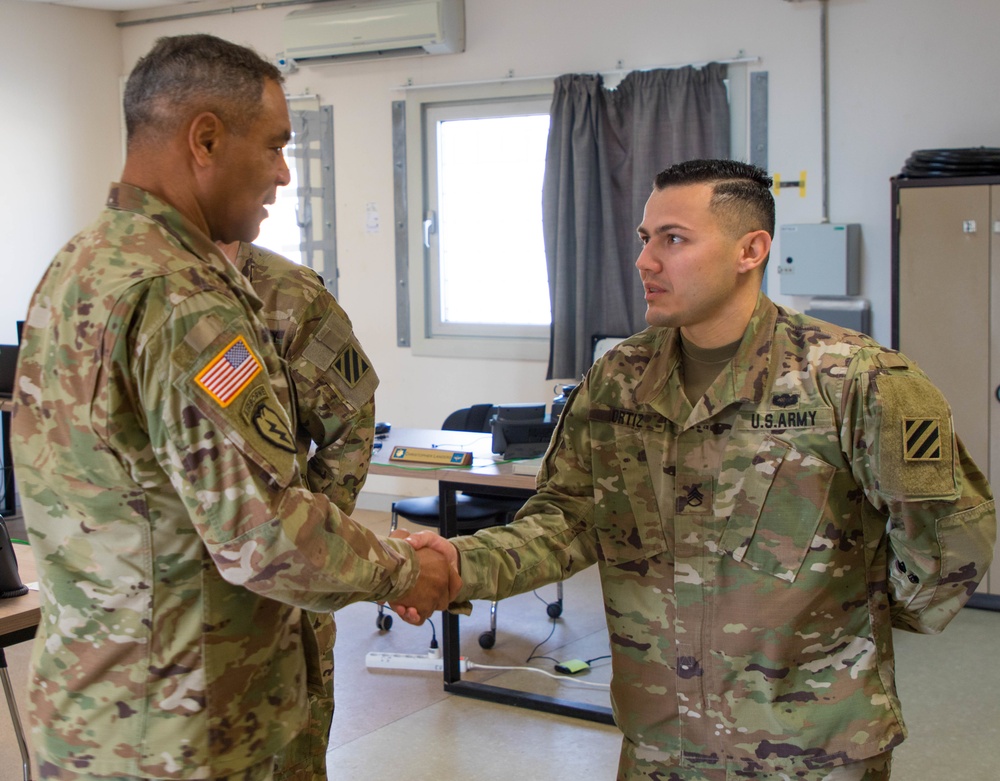 FORSCOM Commander visits MKAB