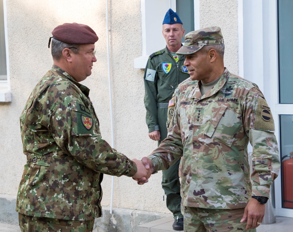 FORSCOM Commander visits MKAB