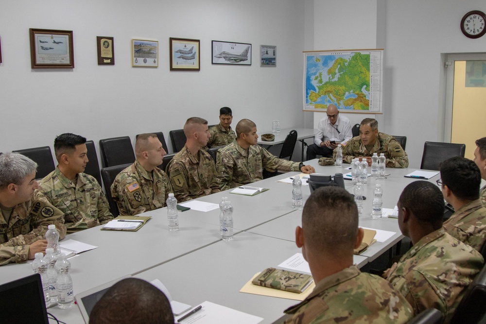 FORSCOM Commander visits MKAB