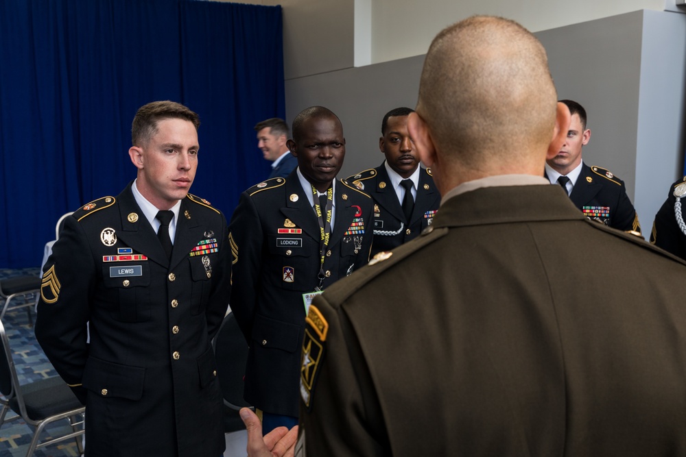 Fort Bliss soldiers receive new Expert Soldier Badge