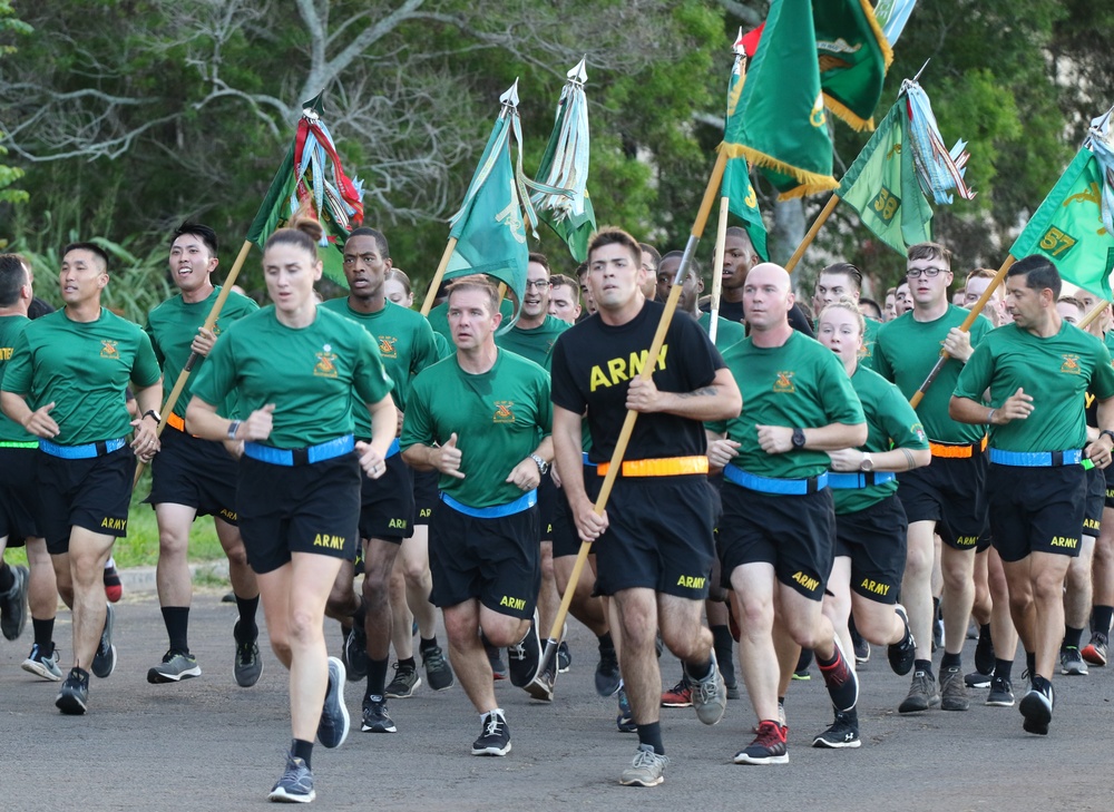 Soldliers run for Tropic Lightning Week