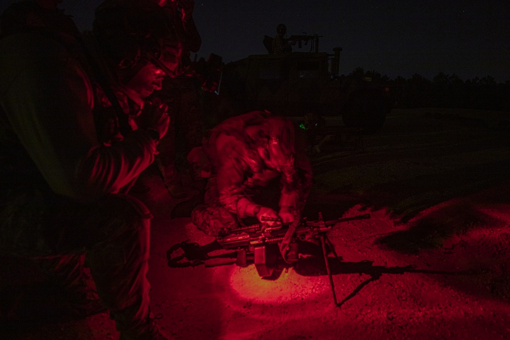 Special Warfare Airmen and Marines team up for live-fire exercise