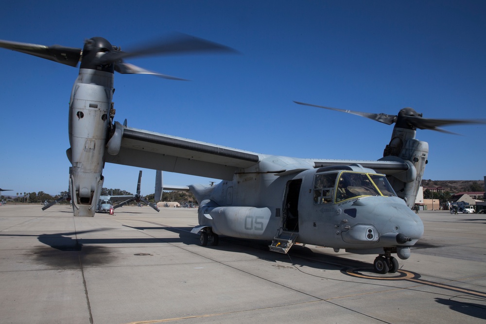 MV-22B Osprey lands on MCAS Camp Pendleton