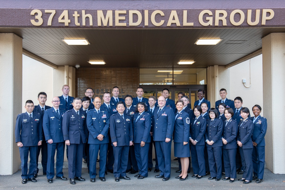 Yokota welcomes JASDF Surgeon General