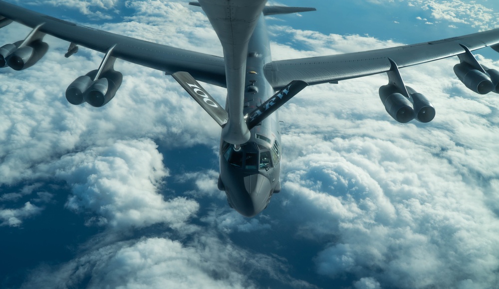 DVIDS - Images - KC-135s Refuel B-52s [Image 4 Of 11]