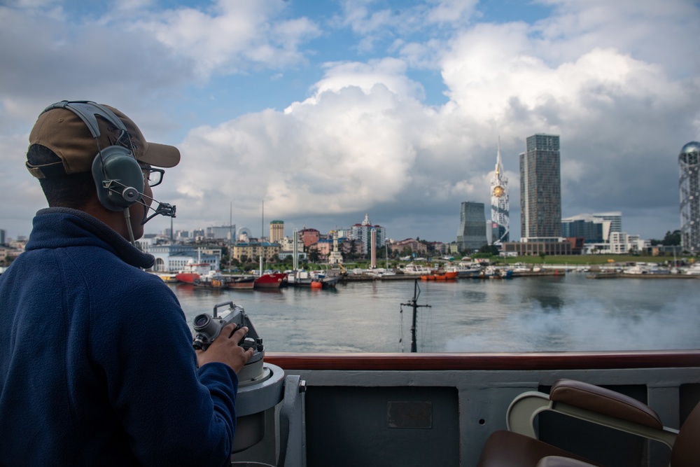 USS Porter (DDG 78) arrives in Batumi, Georgia