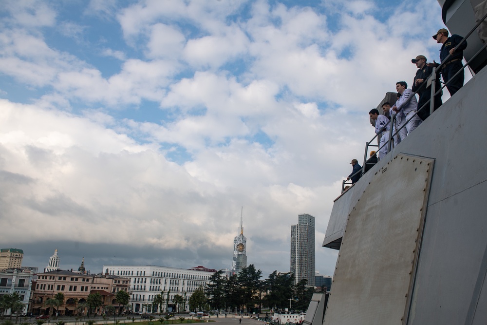 USS Porter (DDG 78) arrives in Batumi, Georgia