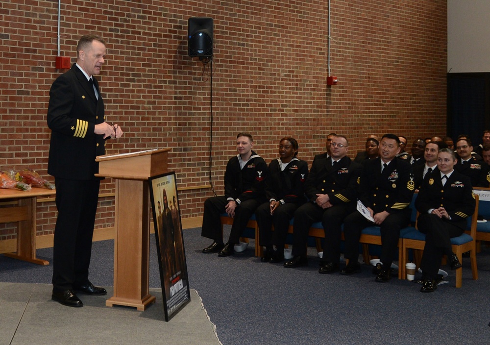 Navy Pay, Personnel Support Center Holds Change of Command