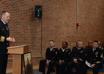 Navy Pay, Personnel Support Center Holds Change of Command