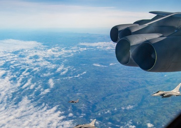 Bomber Task Force 20-1 integrates training with French Air Force