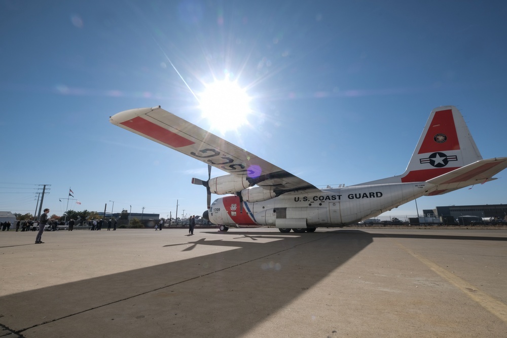 Coast Guard honors fallen aircrews on 10-year anniversary of mid-air collision