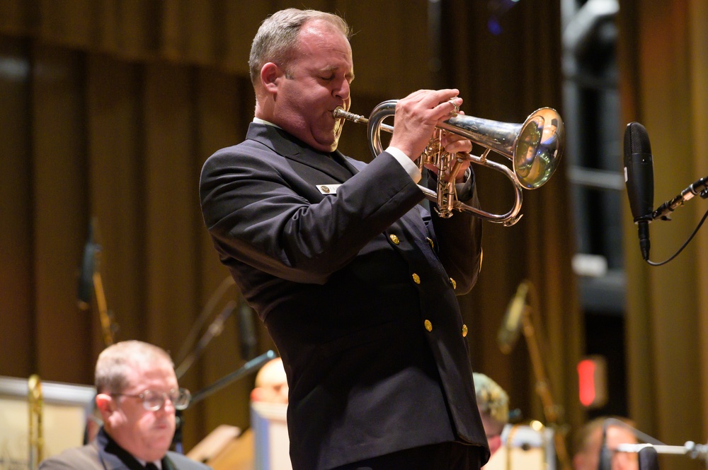 Navy Band Commodores visit Wilmington