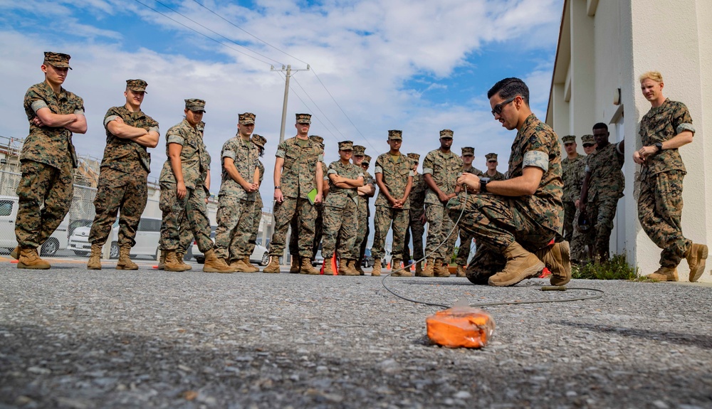 Service members gain knowledge in basic explosive ordnance disposal procedures